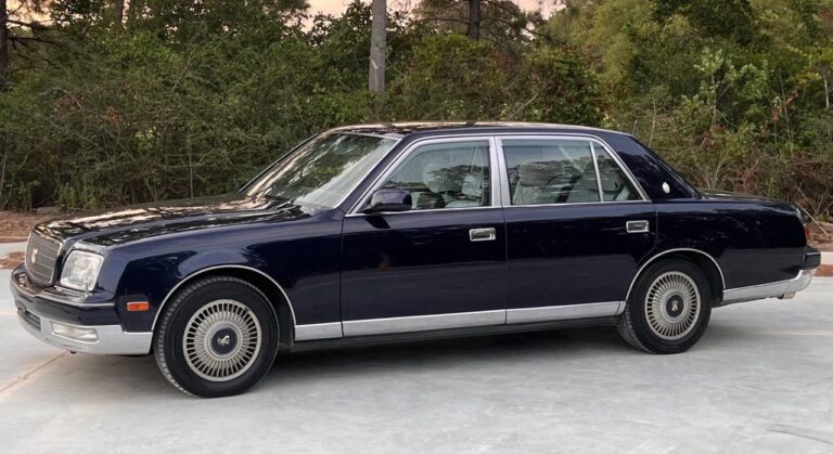 Toyota Century