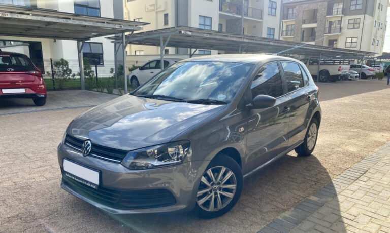 There’s a reason the VW Polo is hugely popular in South Africa. It’s capable, agile, and versatile. It’s the perfect budget friendly choice for your holiday, light on fuel and drives like a dream.