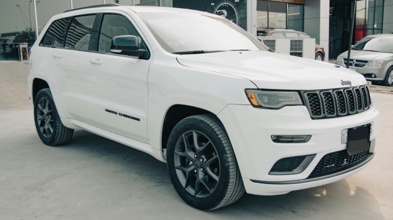 The Jeep Grand Cherokee with a 6.2-litre supercharged V8 that pumps out 707 horsepower and 881 Nm is one of the most powerful suvs in the market